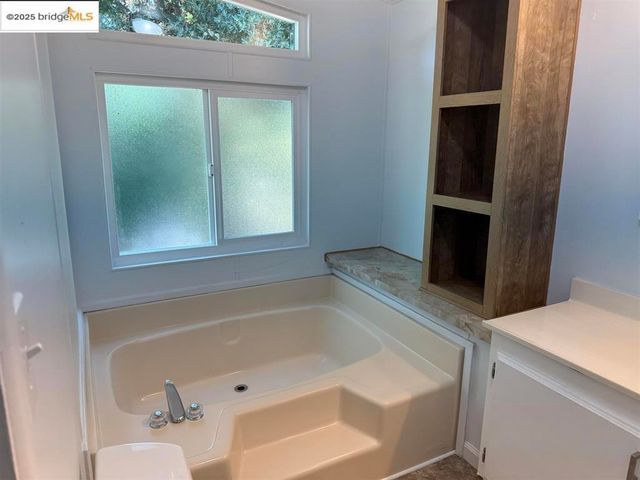 841 W Brannan Island Rd, Isleton, CA 94641