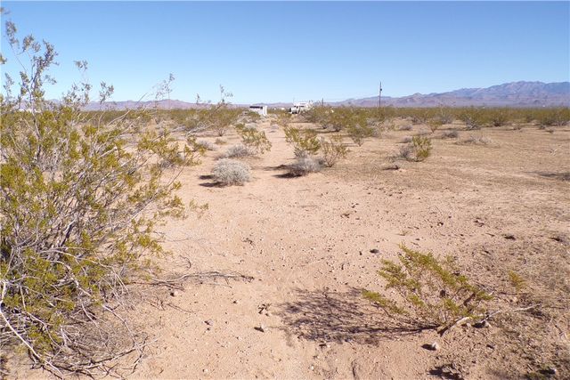 Lot 1241 W Copper Street, Golden Valley, AZ 86413