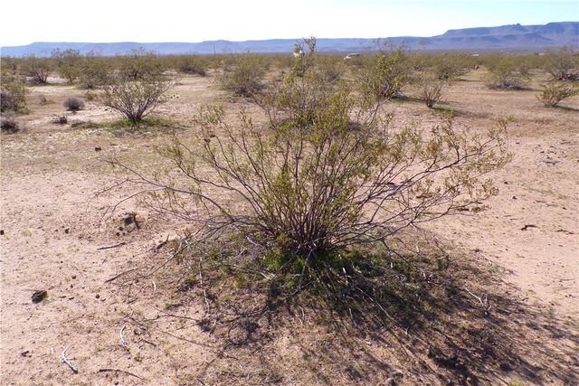 Lot 1241 W Copper Street, Golden Valley, AZ 86413