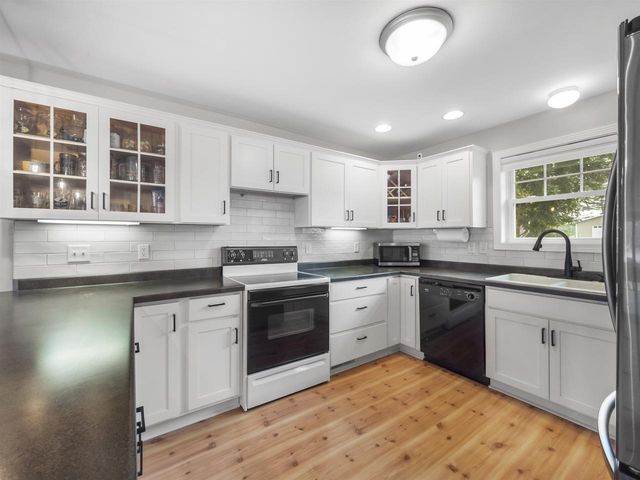 E1396 GRANDVIEW ROAD, Waupaca, WI 54981