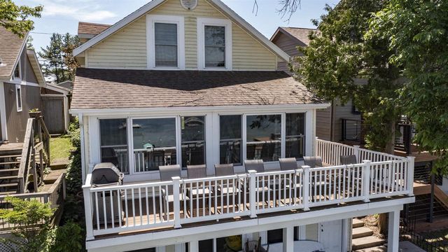 E1396 GRANDVIEW ROAD, Waupaca, WI 54981