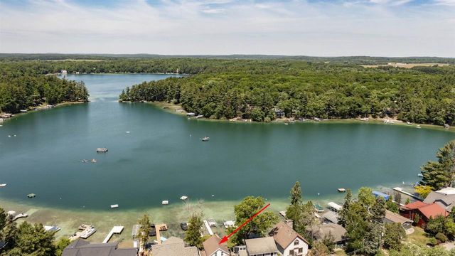E1396 GRANDVIEW ROAD, Waupaca, WI 54981