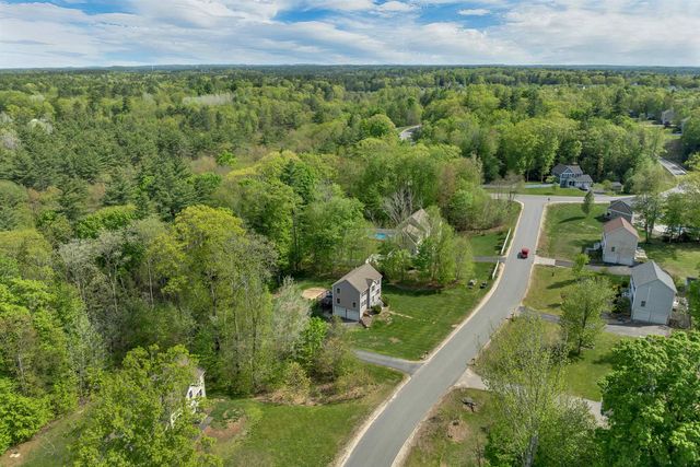 7 Cortland Drive, Epping, NH 03042