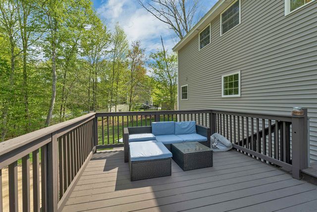 7 Cortland Drive, Epping, NH 03042