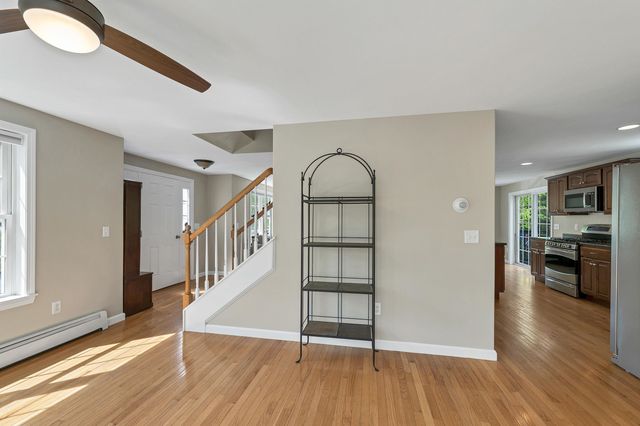 7 Cortland Drive, Epping, NH 03042