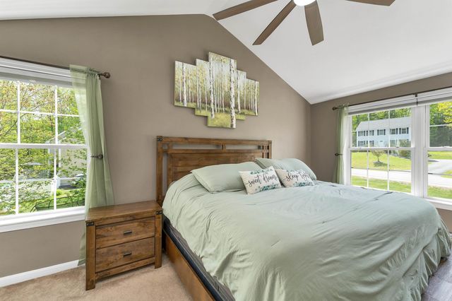 7 Cortland Drive, Epping, NH 03042