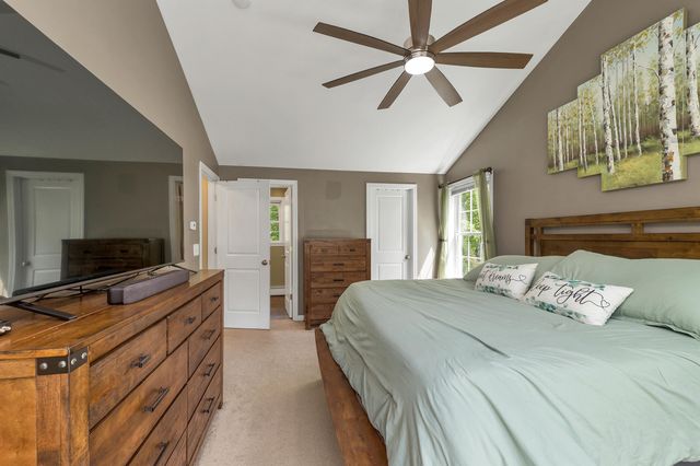 7 Cortland Drive, Epping, NH 03042