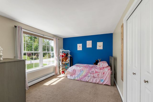 7 Cortland Drive, Epping, NH 03042