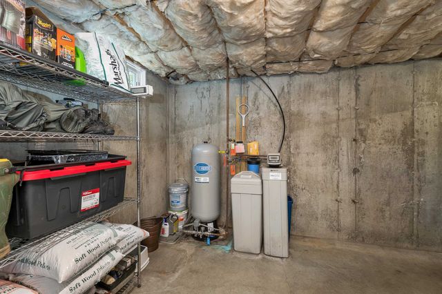 7 Cortland Drive, Epping, NH 03042