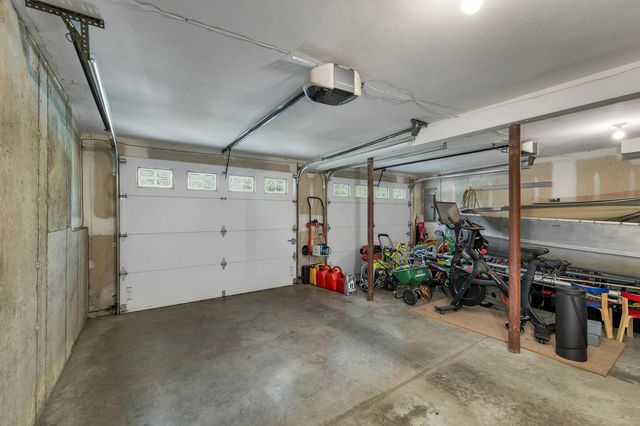 7 Cortland Drive, Epping, NH 03042