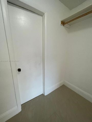 9375 Fontainebleau Blvd L219, Miami, FL 33172