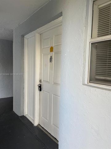 9375 Fontainebleau Blvd L219, Miami, FL 33172