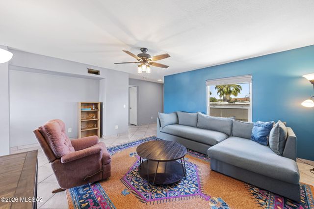 8450 E Old Spanish Trl Apt 206, Tucson, AZ 85710
