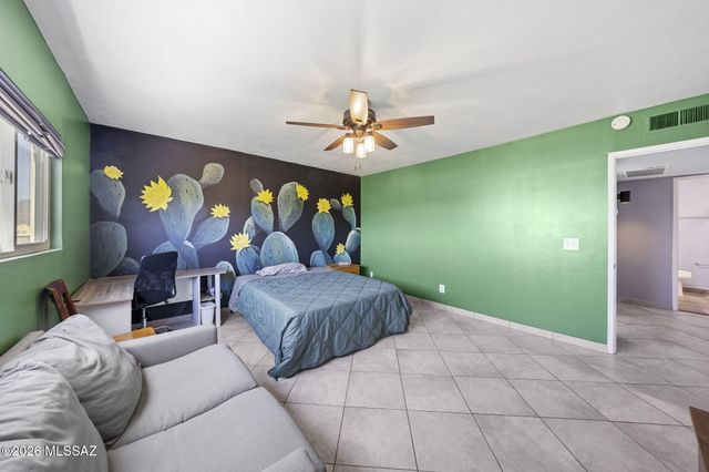 8450 E Old Spanish Trl Apt 206, Tucson, AZ 85710