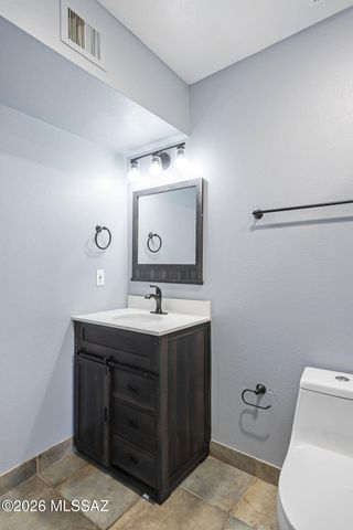 8450 E Old Spanish Trl Apt 206, Tucson, AZ 85710