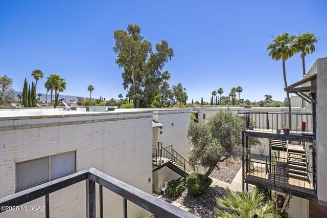 8450 E Old Spanish Trl Apt 206, Tucson, AZ 85710