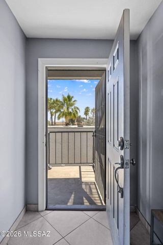 8450 E Old Spanish Trl Apt 206, Tucson, AZ 85710