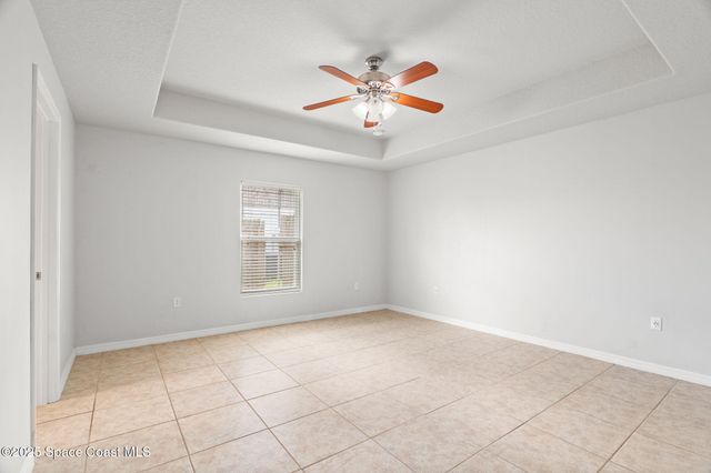 481 Almansa Street NE, Palm Bay, FL 32907