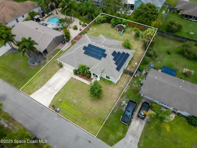 481 Almansa Street NE, Palm Bay, FL 32907