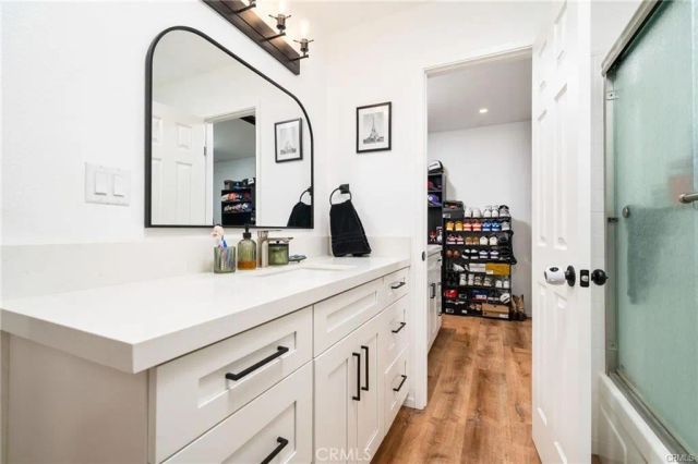 1342 W 8th Street, Upland, CA 91786