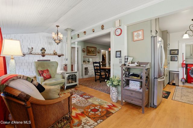 813 E Saint Maries AVE, Coeur D'alene, ID 83814