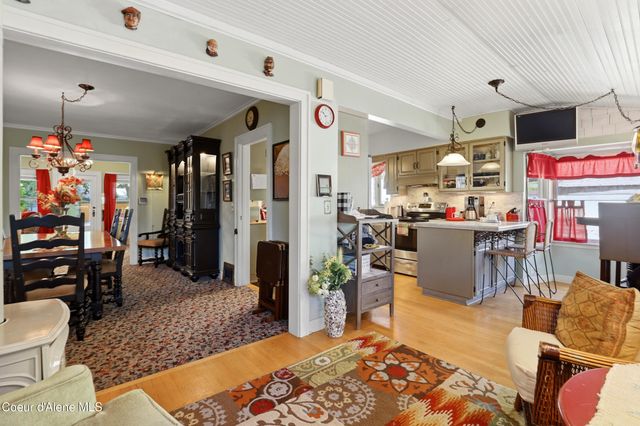 813 E Saint Maries AVE, Coeur D'alene, ID 83814