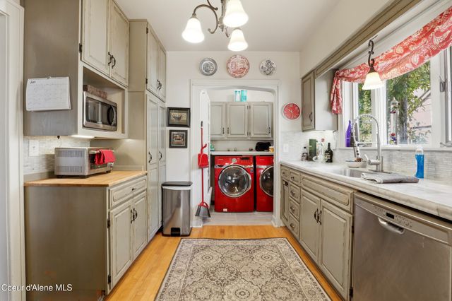 813 E Saint Maries AVE, Coeur D'alene, ID 83814