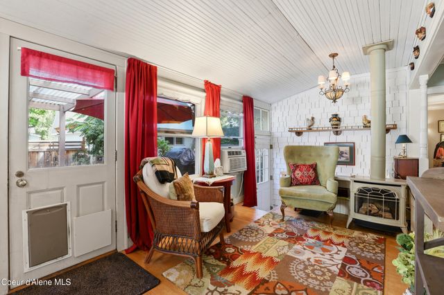 813 E Saint Maries AVE, Coeur D'alene, ID 83814