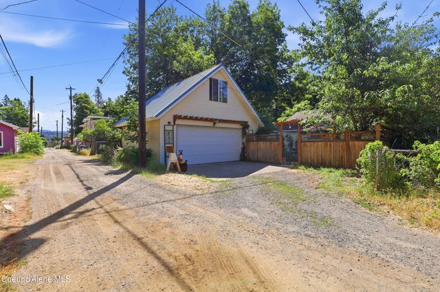 813 E Saint Maries AVE, Coeur D'alene, ID 83814