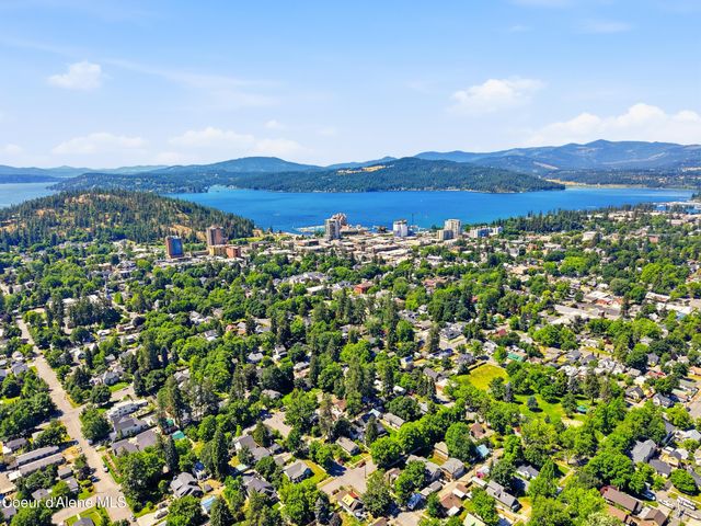 813 E Saint Maries AVE, Coeur D'alene, ID 83814