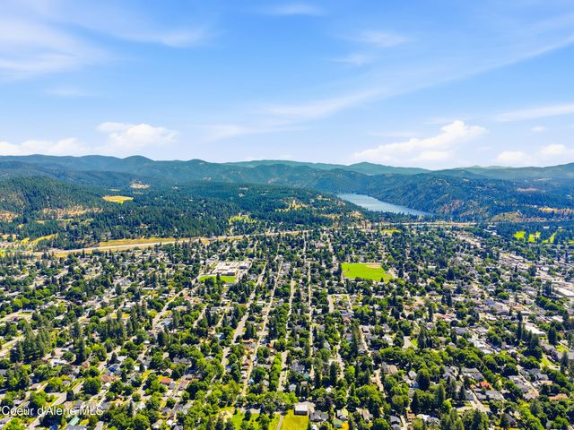 813 E Saint Maries AVE, Coeur D'alene, ID 83814