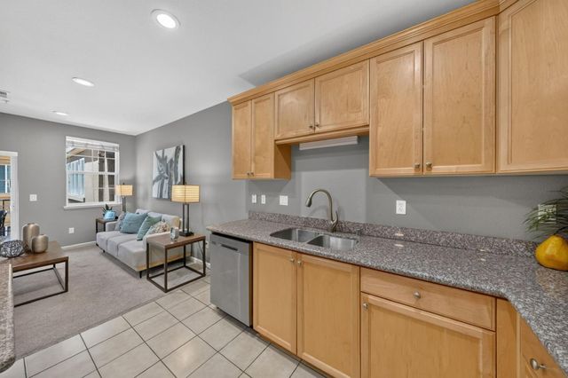 88 N Jackson Avenue 307, San Jose, CA 95116
