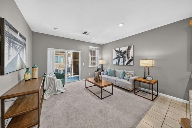 88 N Jackson Avenue 307, San Jose, CA 95116