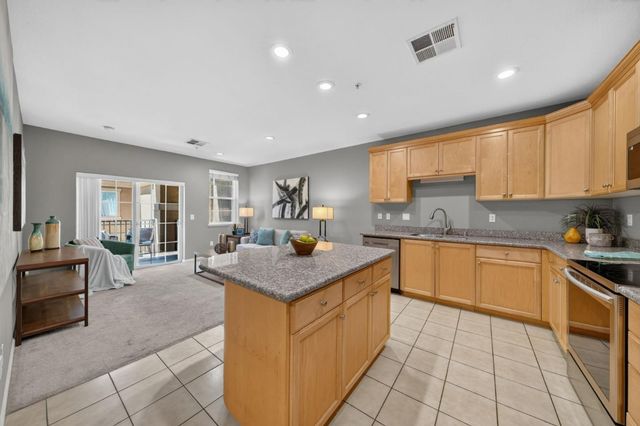 88 N Jackson Avenue 307, San Jose, CA 95116