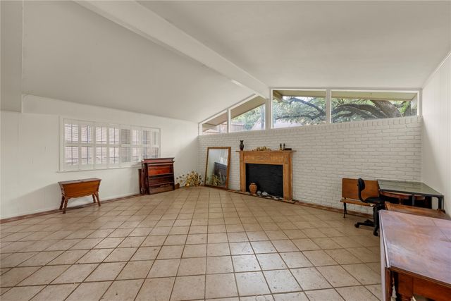 2425 Wendy Lane, Waco, TX 76710
