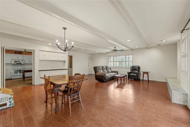 2425 Wendy Lane, Waco, TX 76710