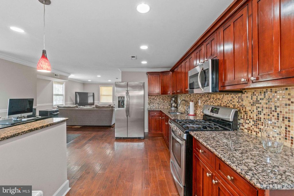 5711 NARCISSUS AVE, Baltimore, MD 21215