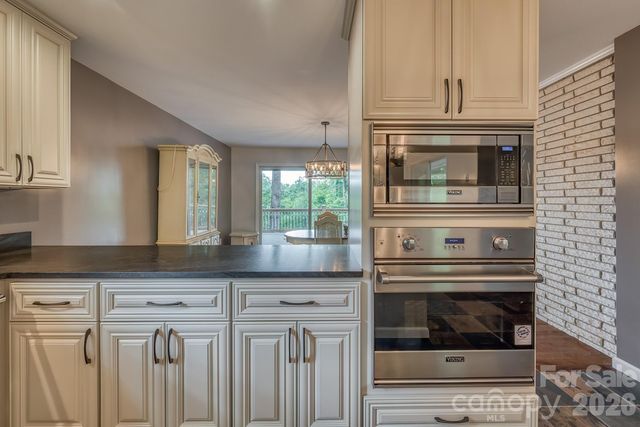 294 Martha Drive, Spruce Pine, NC 28777