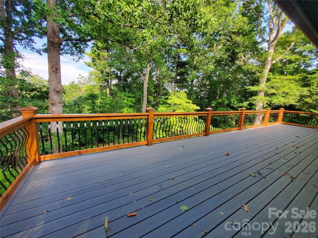 294 Martha Drive, Spruce Pine, NC 28777