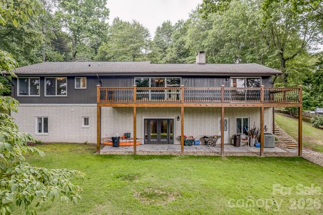 294 Martha Drive, Spruce Pine, NC 28777