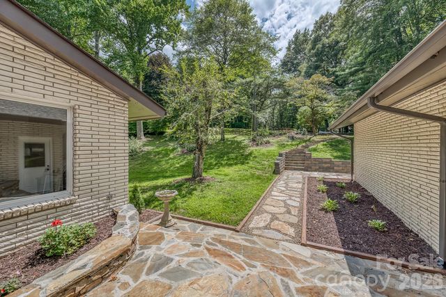 294 Martha Drive, Spruce Pine, NC 28777
