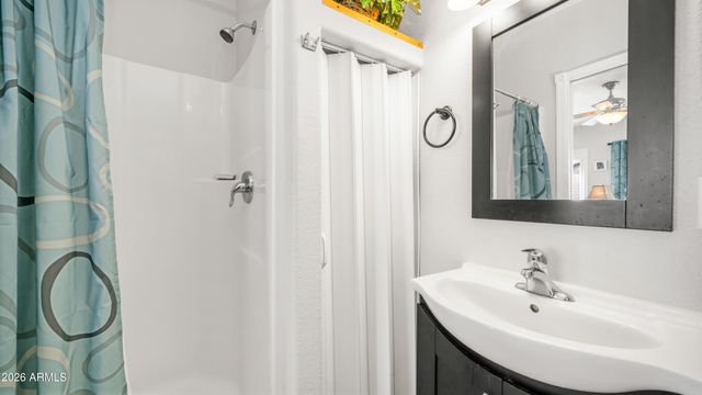 4 Orecart Drive 4, Apache Junction, AZ 85119