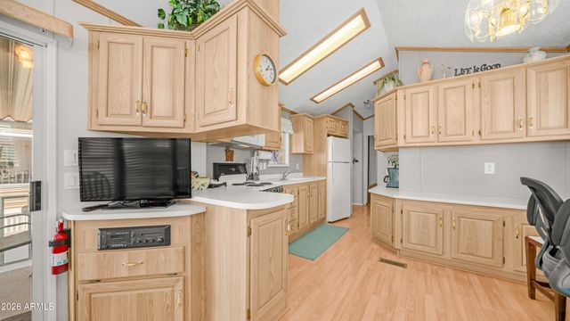 4 Orecart Drive 4, Apache Junction, AZ 85119