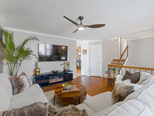 11270 S FARNSWORTH LN, Sandy, UT 84070