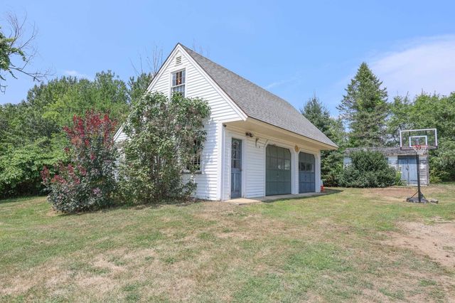 4 Youngs Hill Road, Loudon, NH 03307