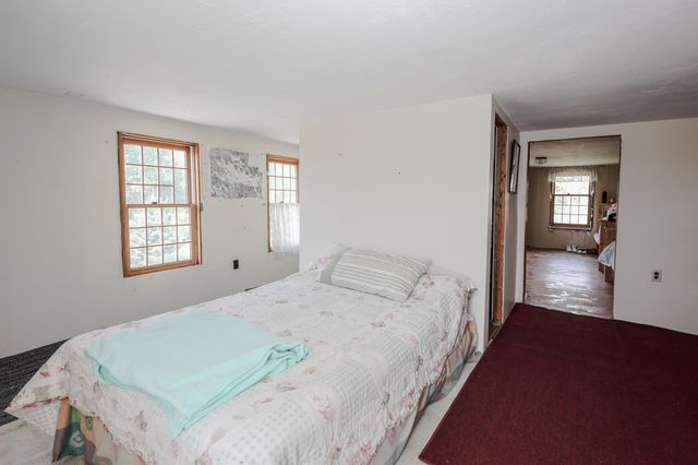 4 Youngs Hill Road, Loudon, NH 03307