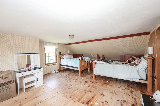4 Youngs Hill Road, Loudon, NH 03307