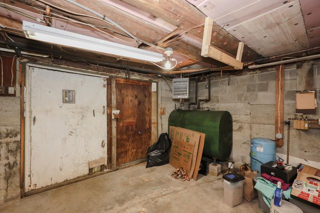 4 Youngs Hill Road, Loudon, NH 03307