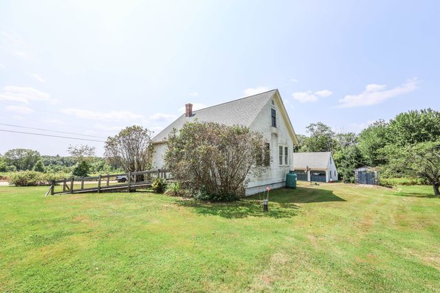 4 Youngs Hill Road, Loudon, NH 03307