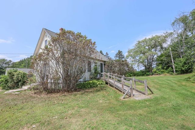 4 Youngs Hill Road, Loudon, NH 03307